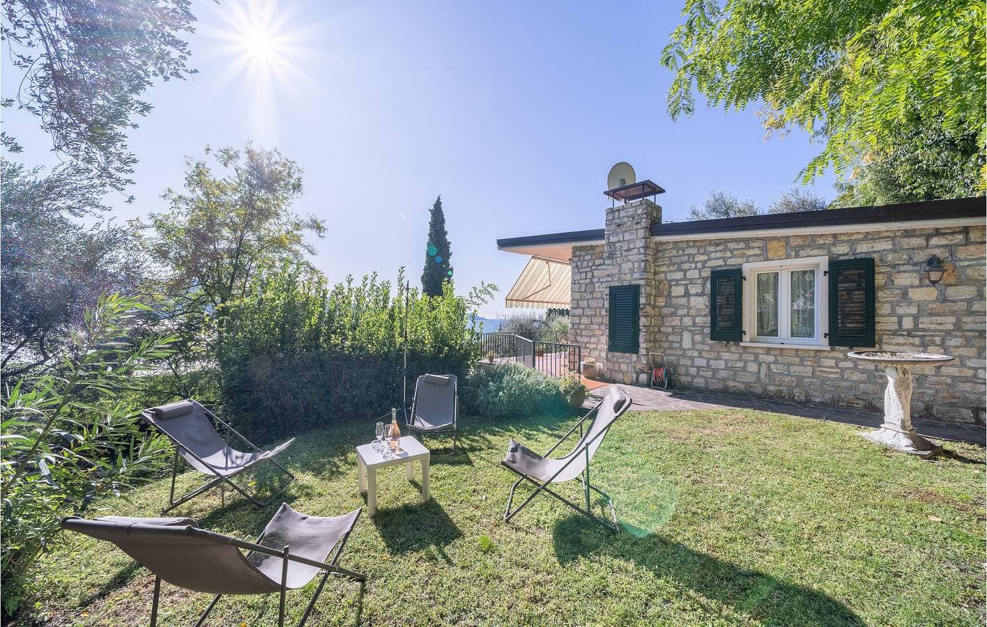Foto 5 von 21: Gargnano Garten Wohnung: Terrasse, WiFi, Strandnähe!