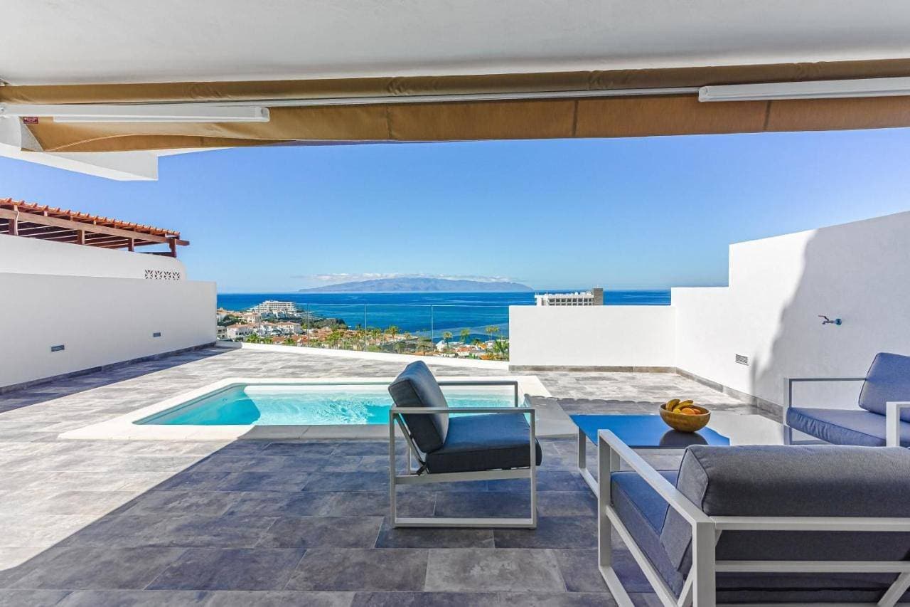 Magnífico Bungalow con Vista Panorámica y Piscina Privada 1