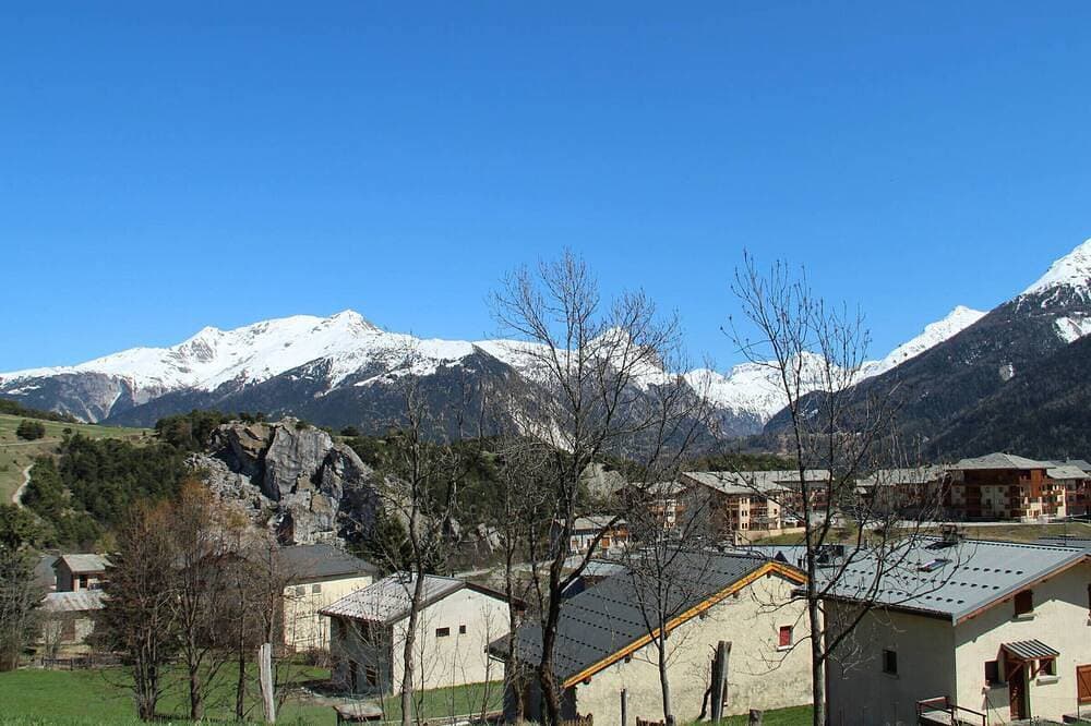 Foto 13 von 14: Modernes Duplex für 6 mit schönem Bergblick und WIFI