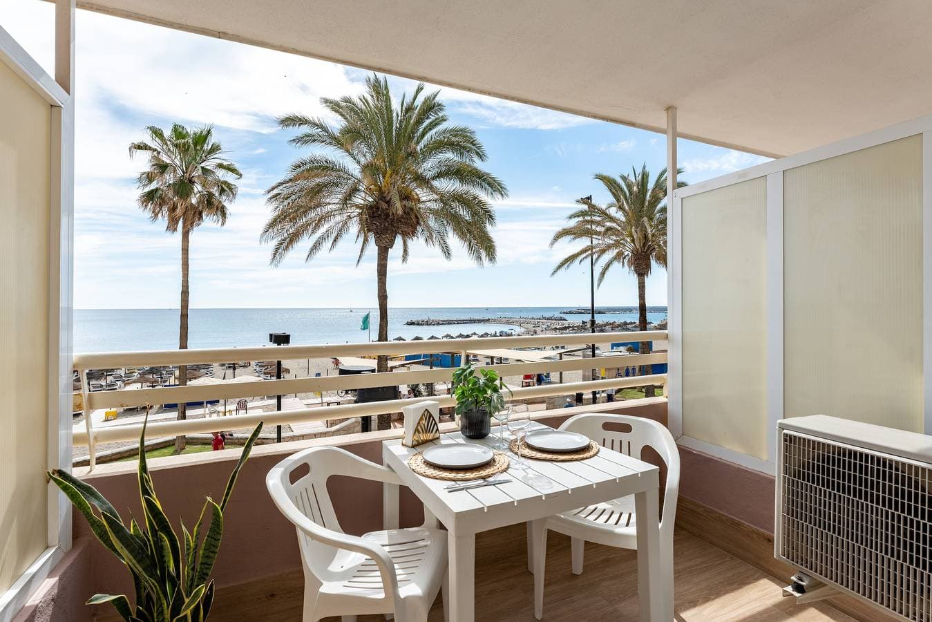 Beach front holiday studio 1