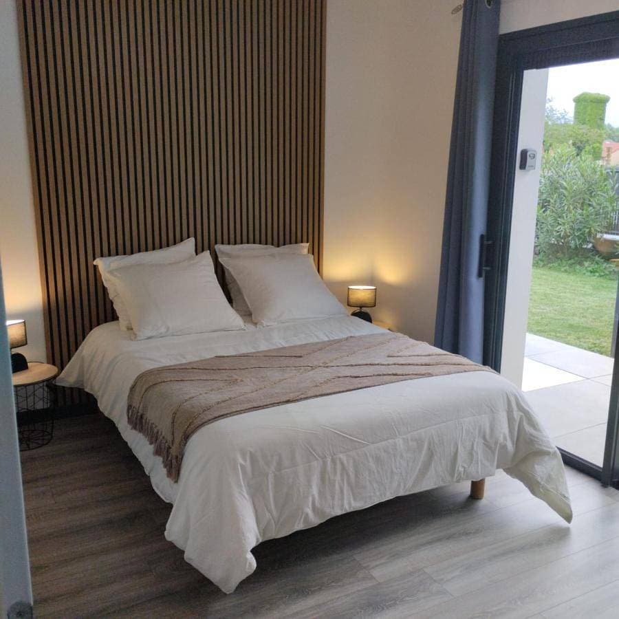 Foto 3 von 22: Double Room with Private Bathroom