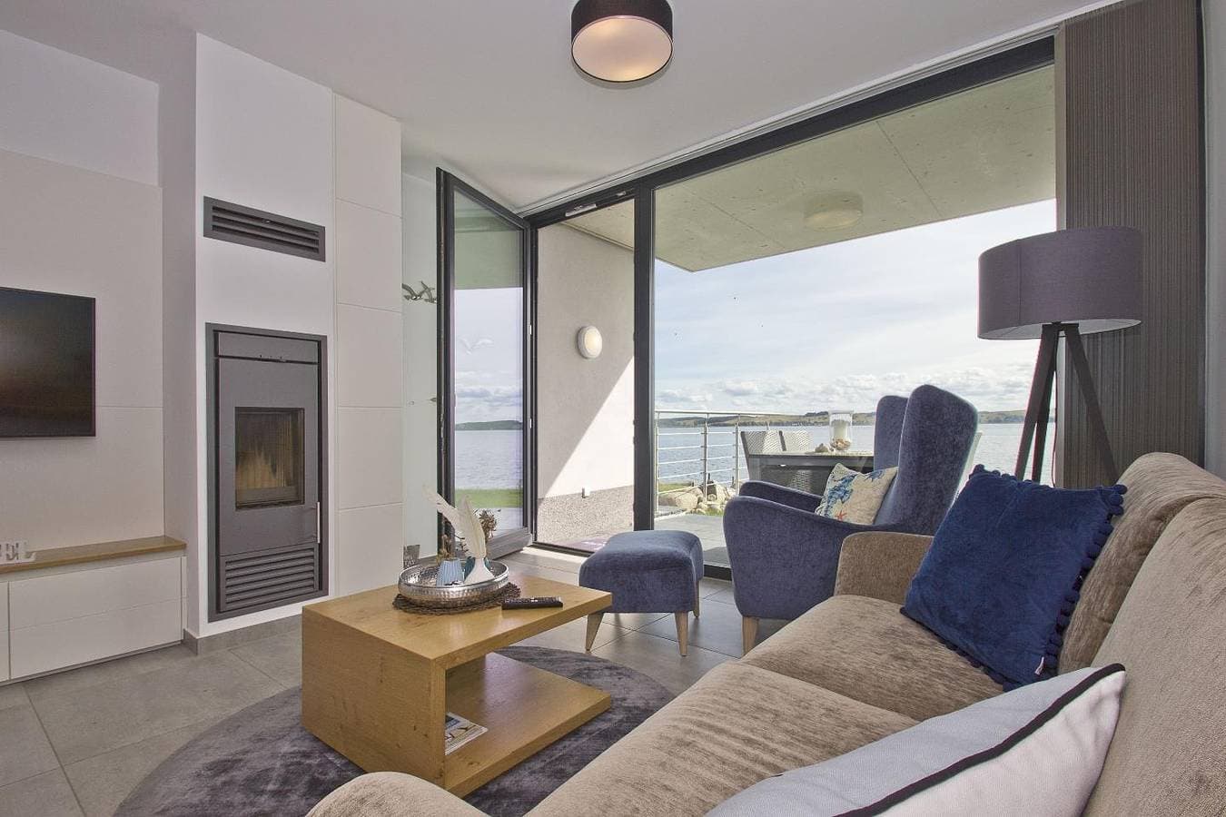 Foto 8 von 24: Moderne Ferienwohnung in Wassernähe mit Meerblick - Ferienwohnung Heimathafen