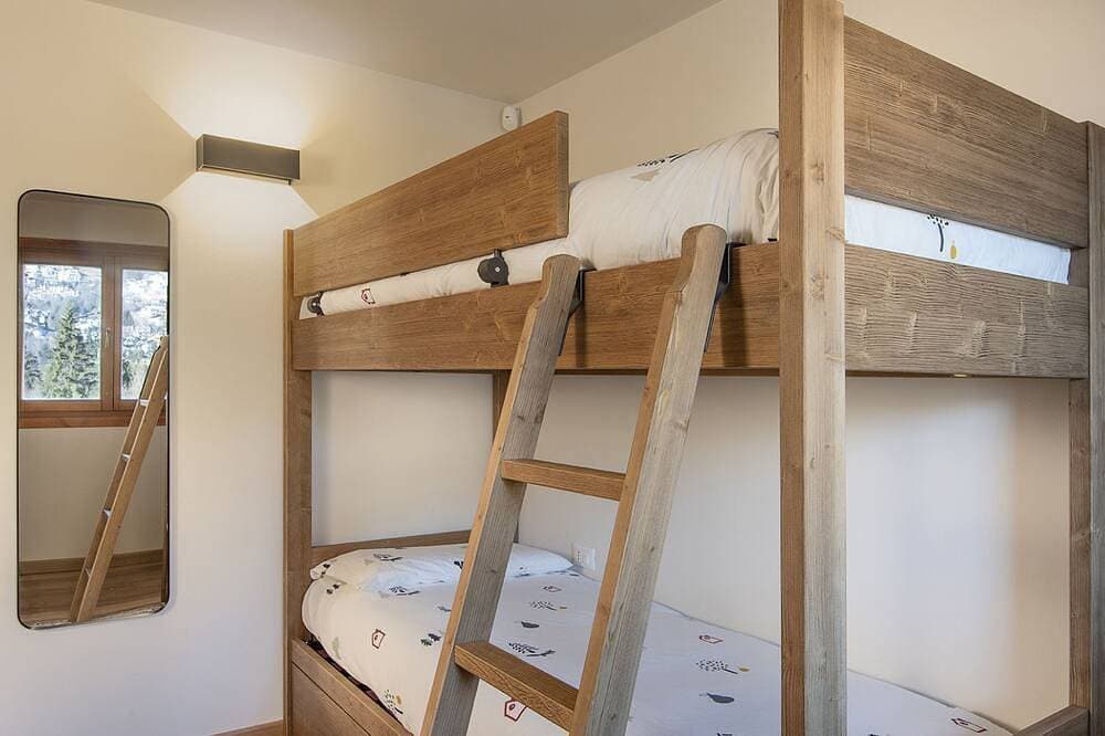 Foto 5 von 30: AlpinWood - Zwei Schlafzimmer Wohnung, Schläft 5