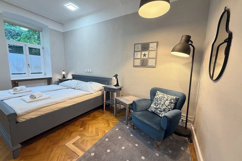 Modernes Apartment -gratis /free Garage T2 1