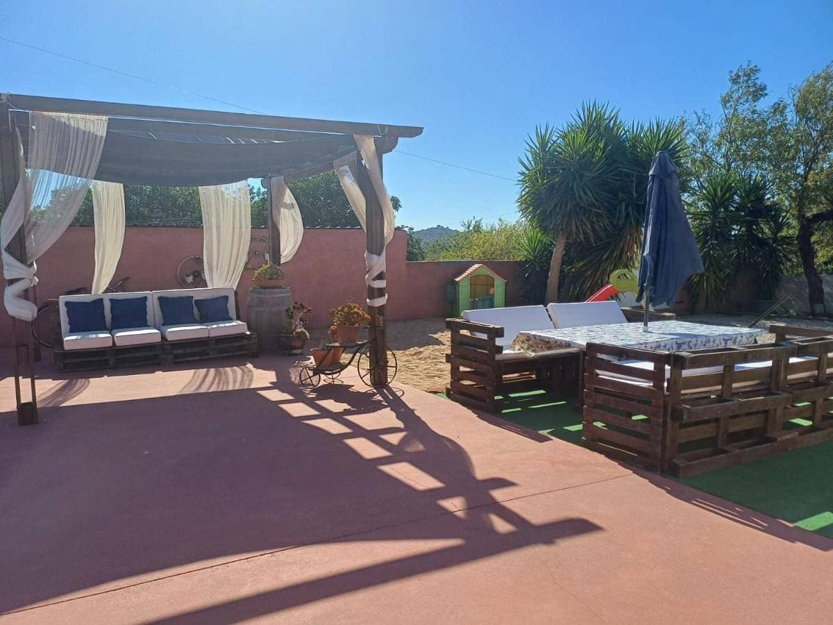 Foto 4 von 19: Two-Bedroom House
