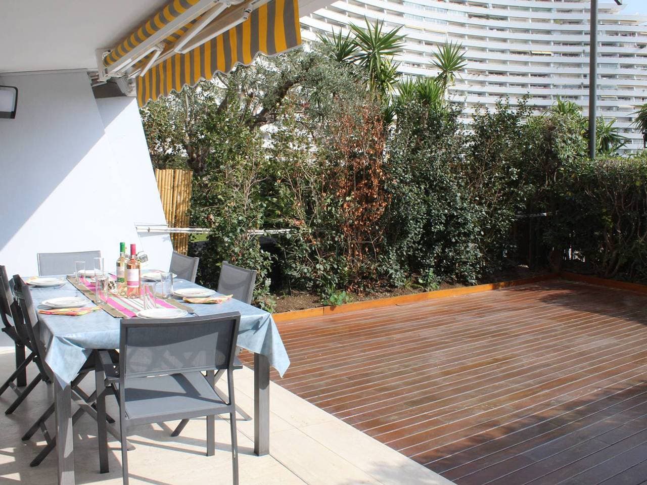 Foto 10 von 16: Erdgeschosswohnung mit Garten + Terrasse, 3-Zimmer, 4 Personen, 5 Min. zum Strand – Villeneuve-Loubet Plage