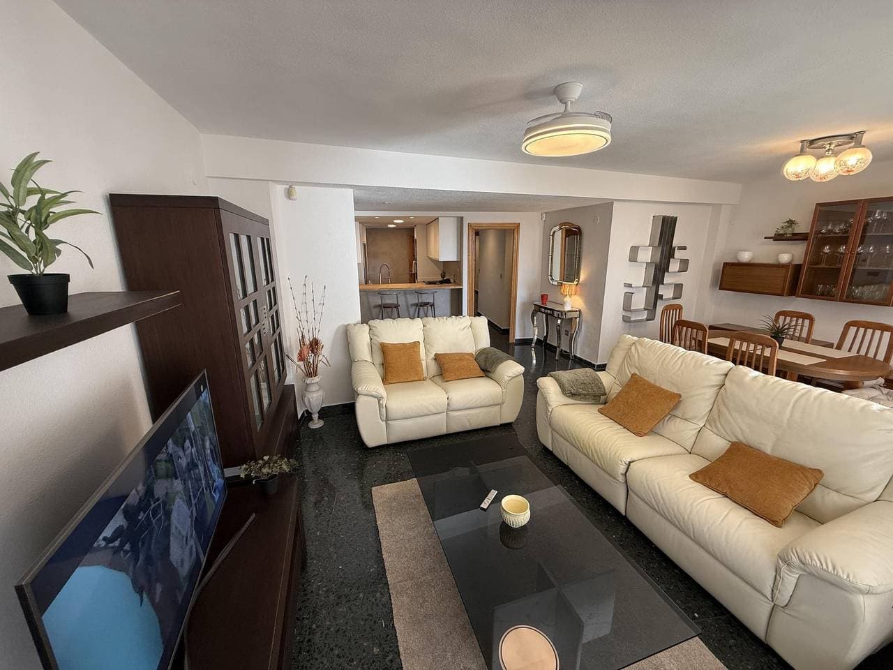 Foto 5 von 35: Ferienwohnung für 4 Personen mit Balkon/Terrasse