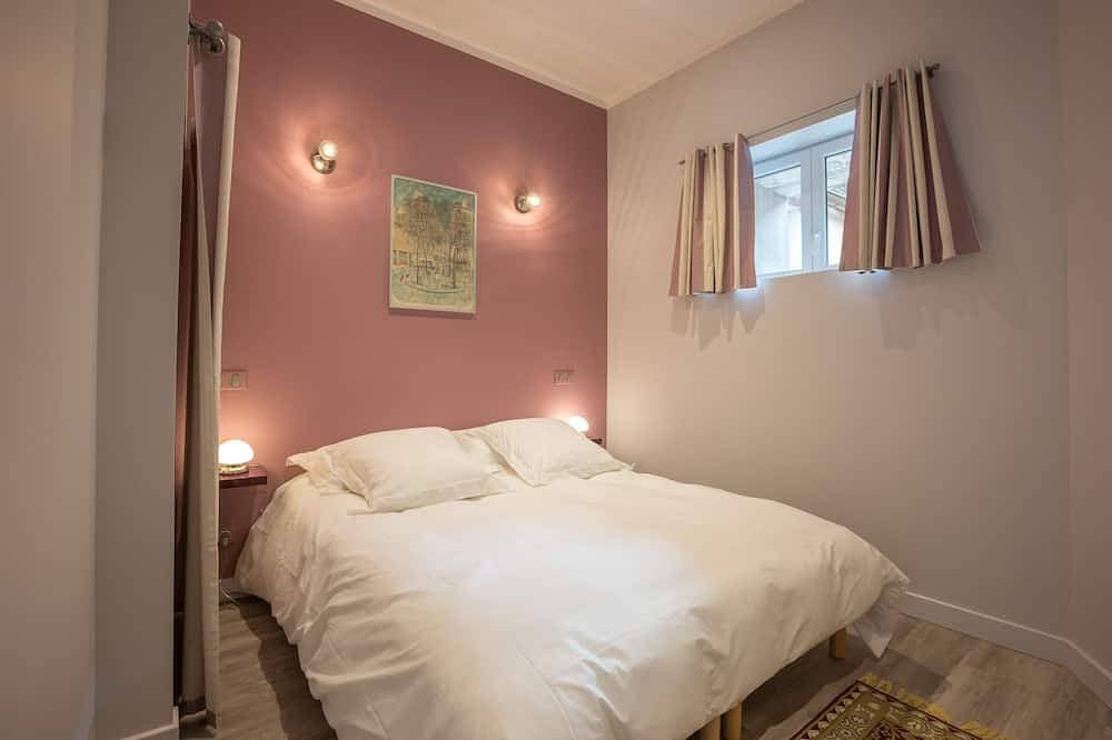 Foto 4 von 22: Beaune Allerey-Apartment-Eigenes Badezimmer-Stadtblick