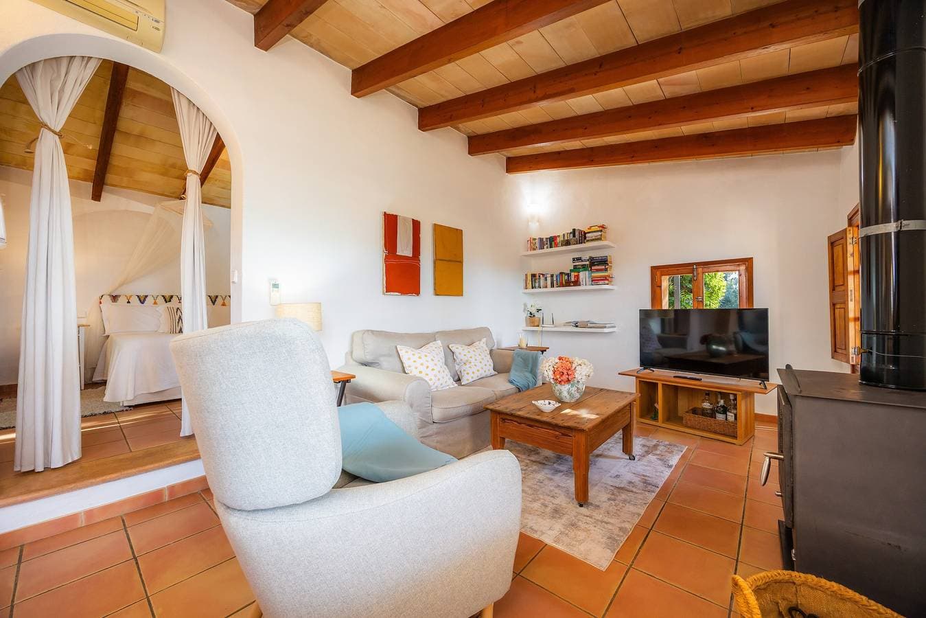 Foto 12 von 33: Traumhafte Finca Rural Es Pujol mit Meerblick, Pool, Terrasse, Klimaanlage und WLAN