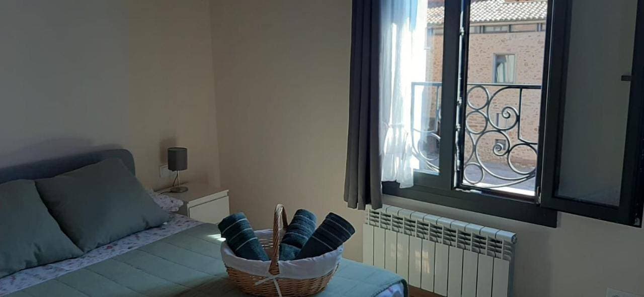 Foto 9 von 16: Two-Bedroom Apartment