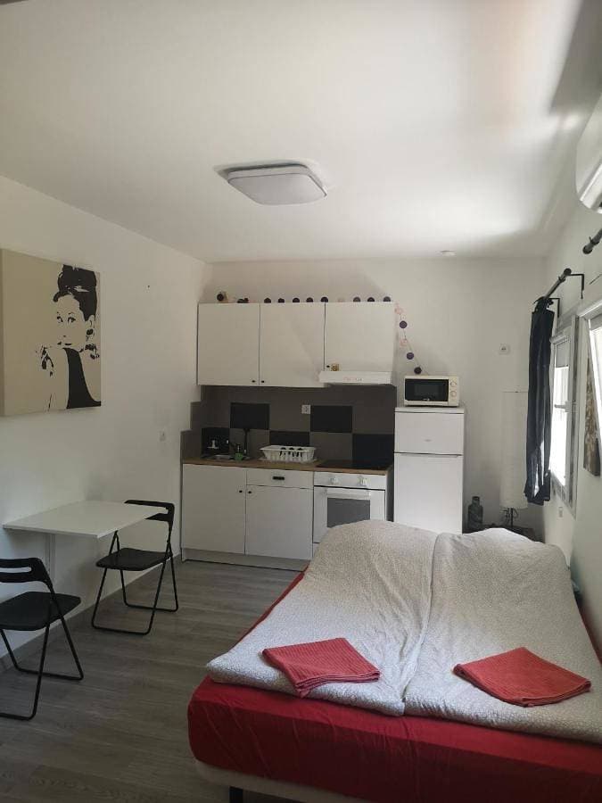 Foto 2 von 81: Two-Bedroom Apartment