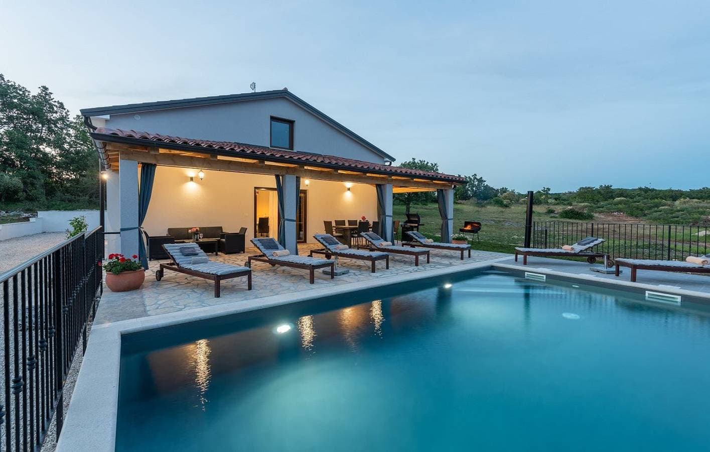 Hundefreundliche Finca mit beheiztem Privatpool, Lounge-Bereich, Grill, Waschmaschine 1