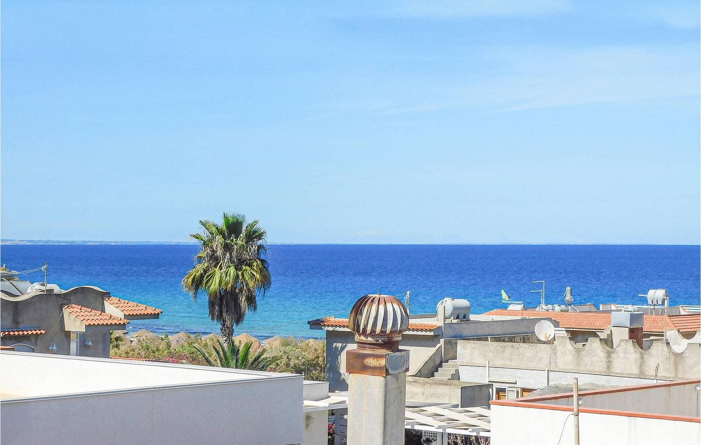 Foto 9 von 29: Appartement mit Meerblick, Parkplatz und Internet - 1000m zum Strand