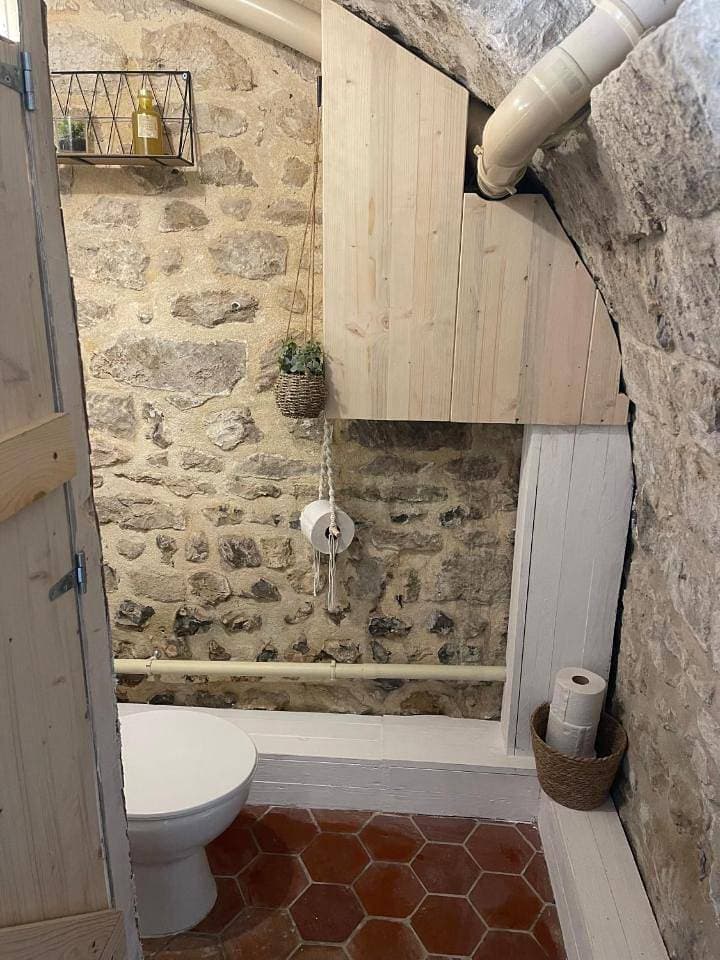 Foto 10 von 12: Double Room with Private Bathroom