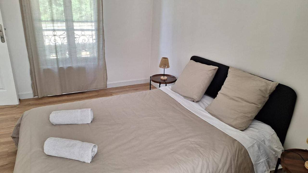 Foto 10 von 14: Two-Bedroom Apartment