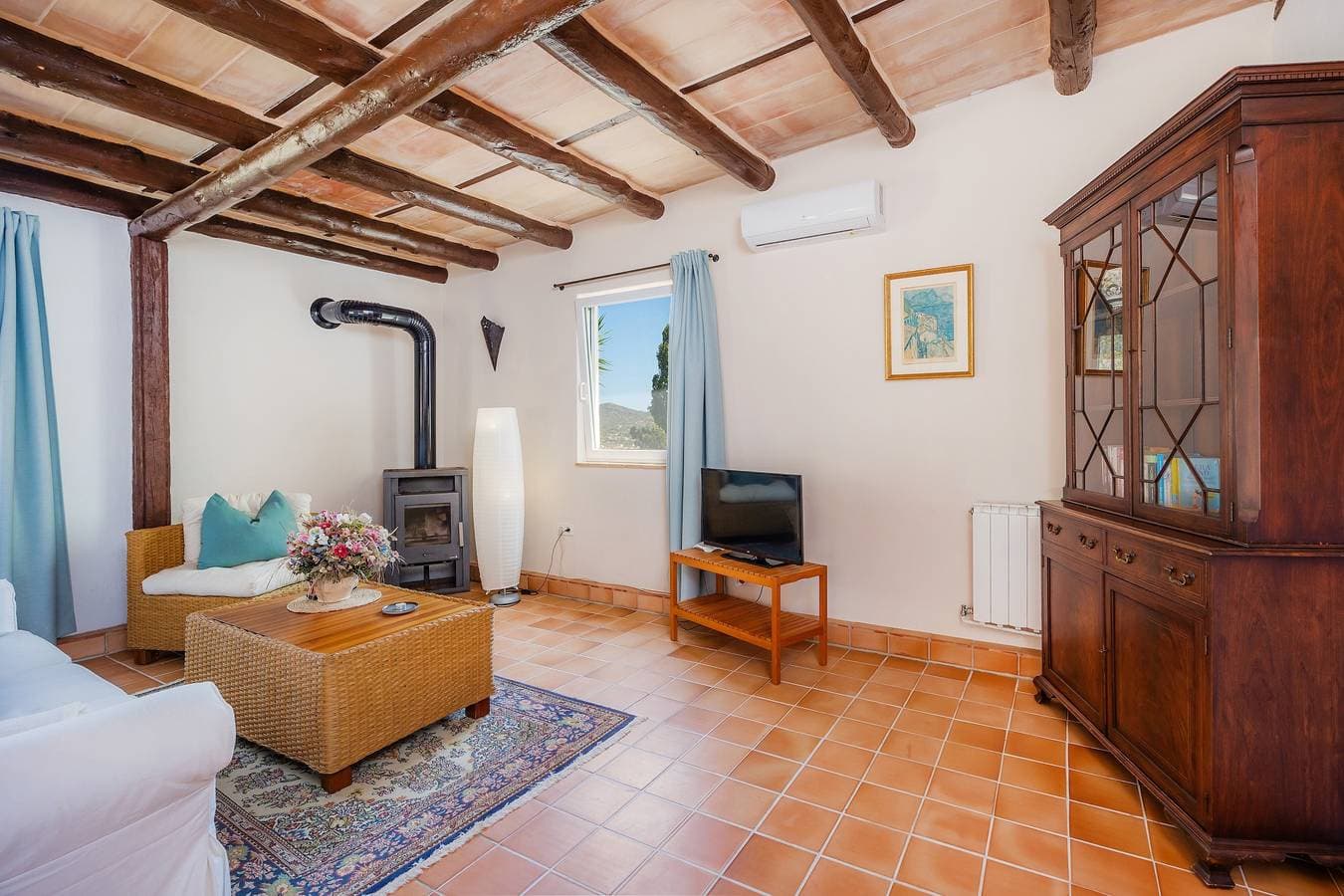 Foto 3 von 28: Ferienwohnung „Individual Guesthouse Mallorca“ mit Bergblick, Pool und WLAN