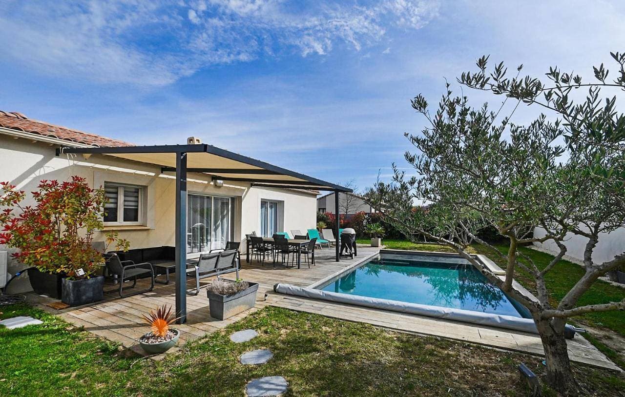 Foto 10 von 27: Three-Bedroom Holiday Home