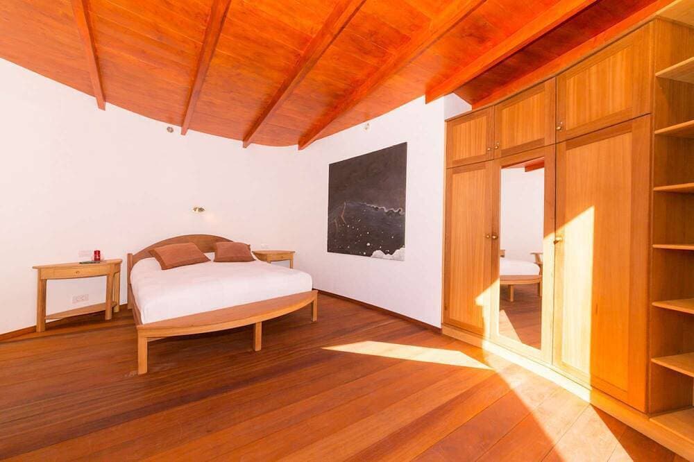 Foto 2 von 30: Ferienhaus El Sitio mit Pool- Alleinlage über den Wolken, Meerblick, Sauna,Kamin