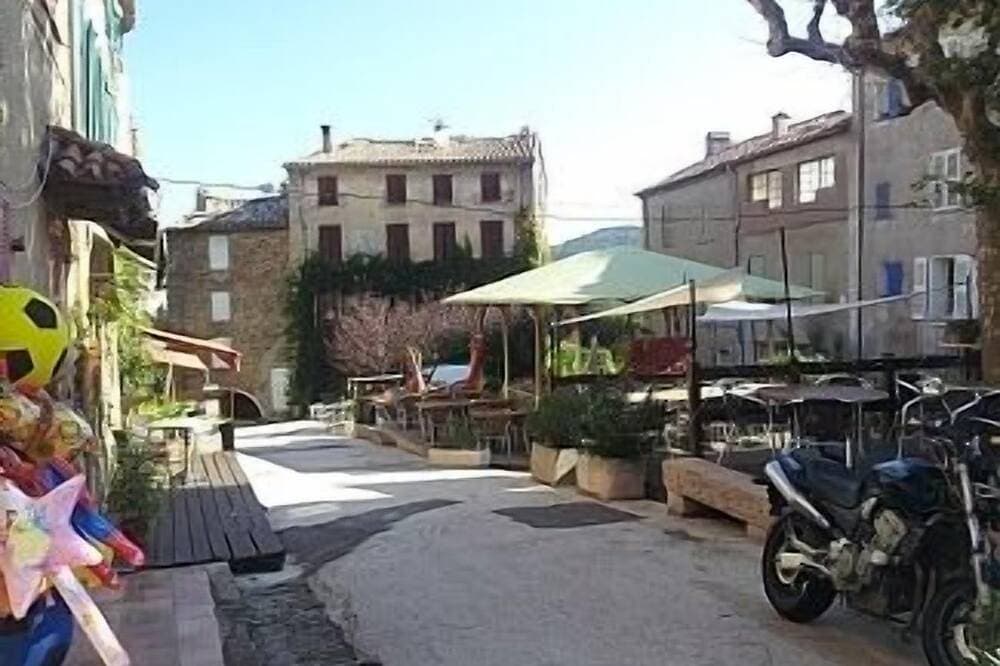 Foto 4 von 8: Altes Dorfhaus mit außergewöhnlicher Südterrasse