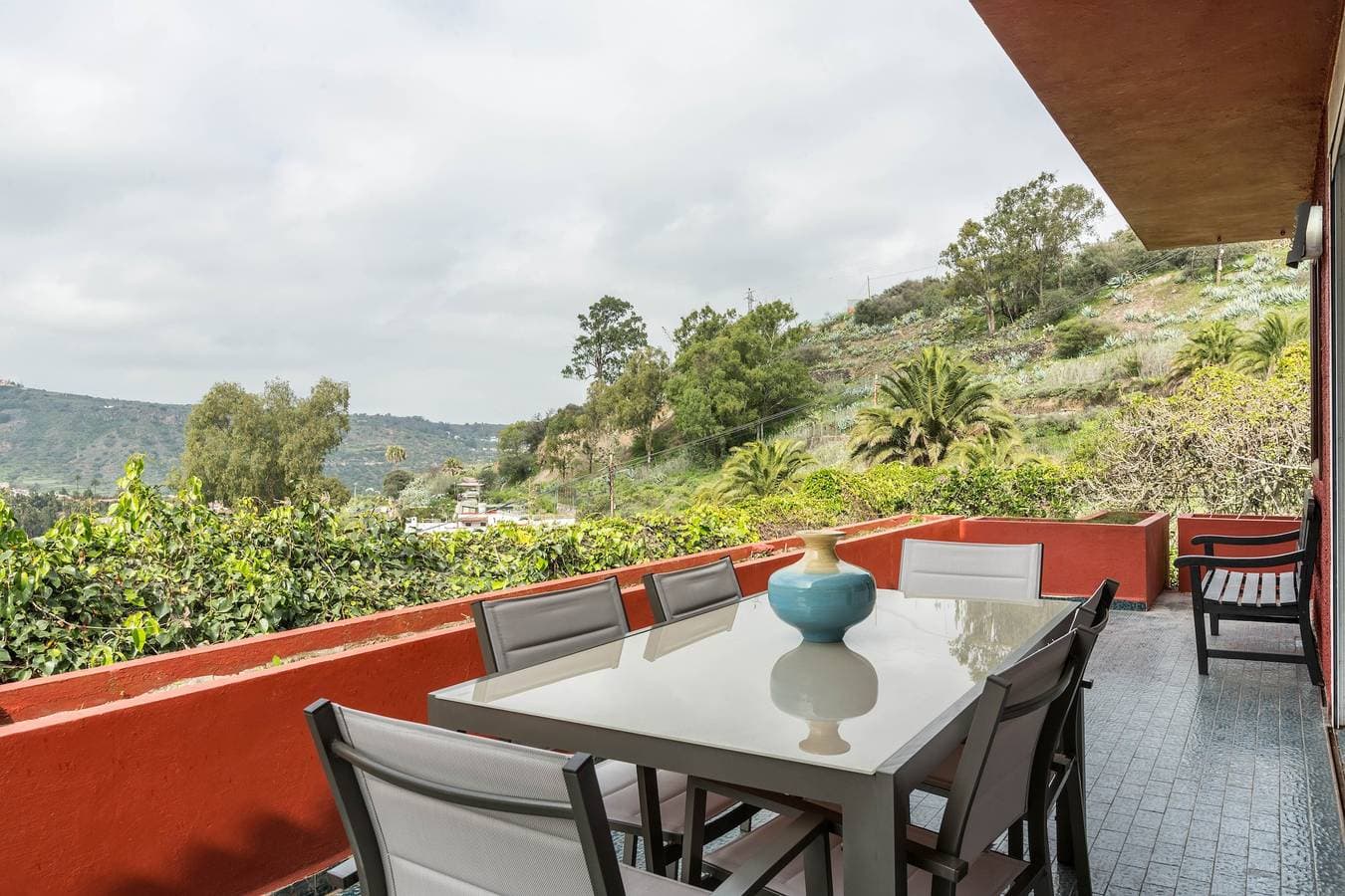 Foto 4 von 31: Villa "El Jardín de Santa Bígida" mit Bergblick, Pool, WLAN, Sauna & Garten