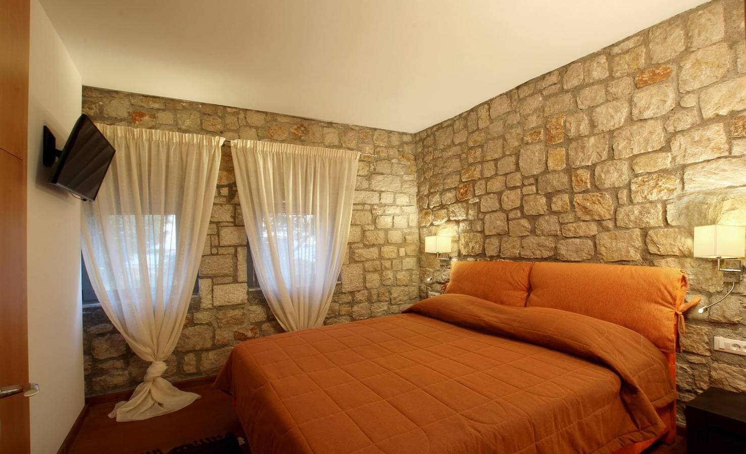 Foto 8 von 9: Executive Rhodes Villa | Villa Barbie | 2 Bedroom with Sea Views | Pefkos