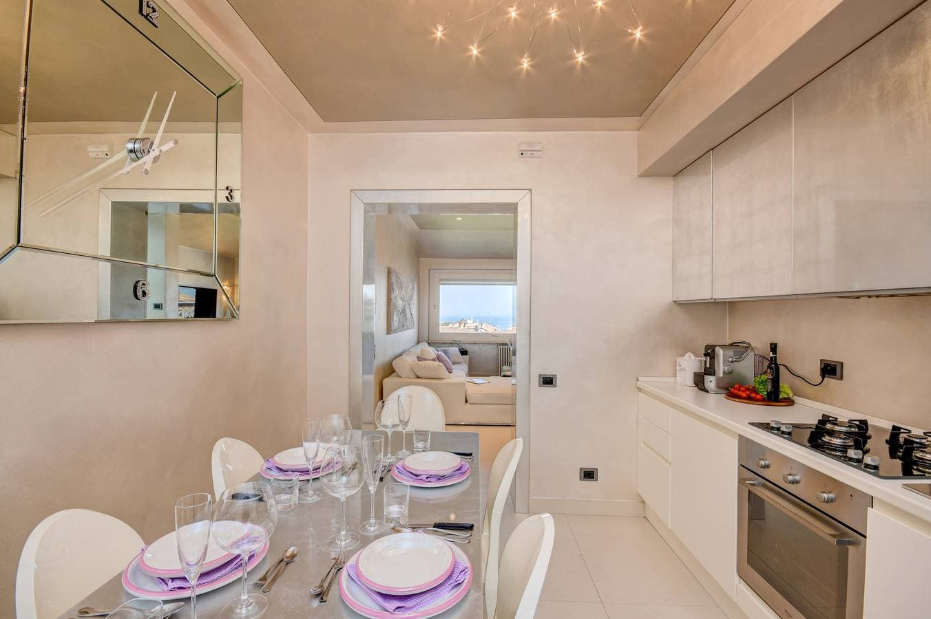 Foto 6 von 27: Mgh Luxury - Lake View Penthouse Desenzano