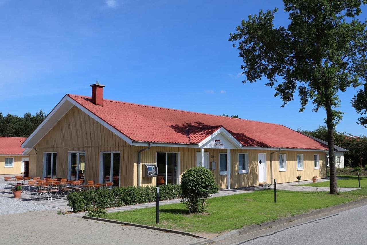 Ellen Hotel 1