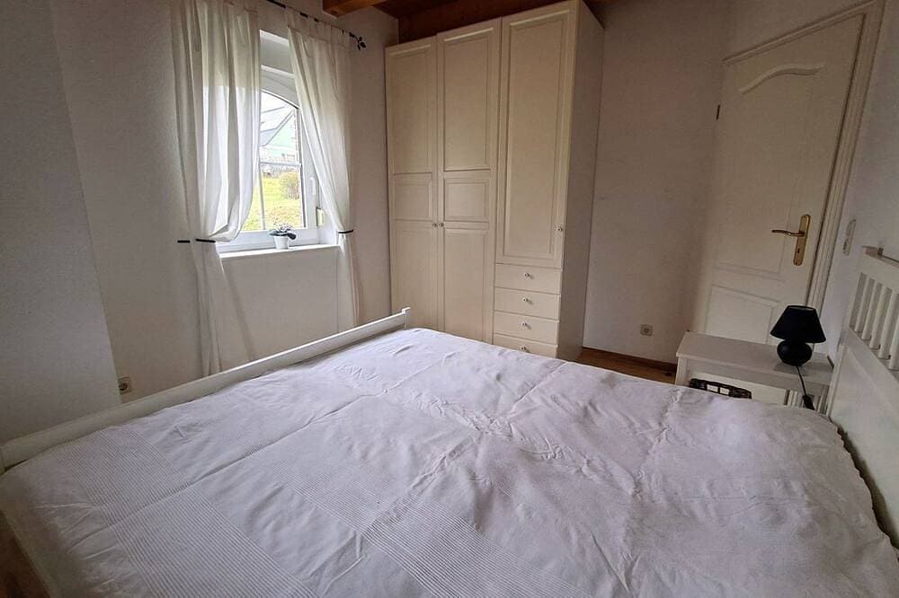 Foto 3 von 28: Blick aufn See - Ferienhaus mit traumhaftem Blick