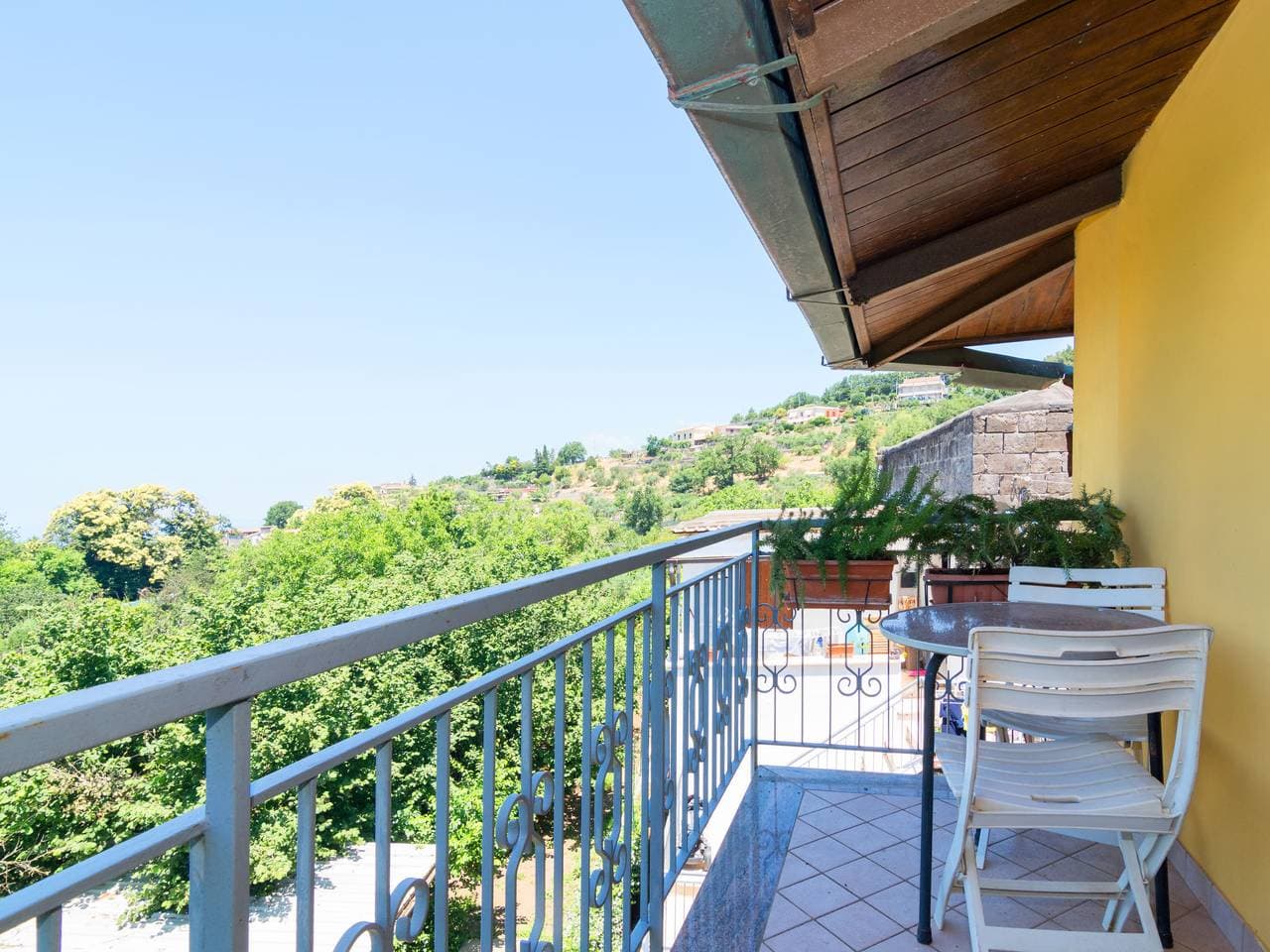 Sant'Agata sui 2 Golfi 7 km von Sorrento: Schönes, rustikales Dreifamilienhaus Mansardina sui Due Golfi 1
