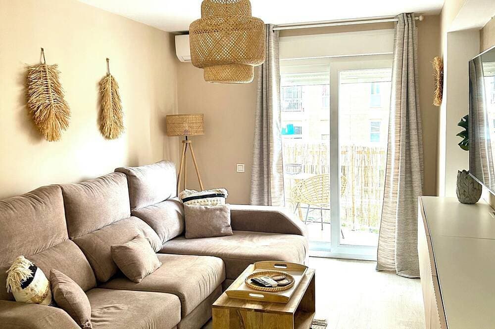 Beautiful, recently renovated apartment 1