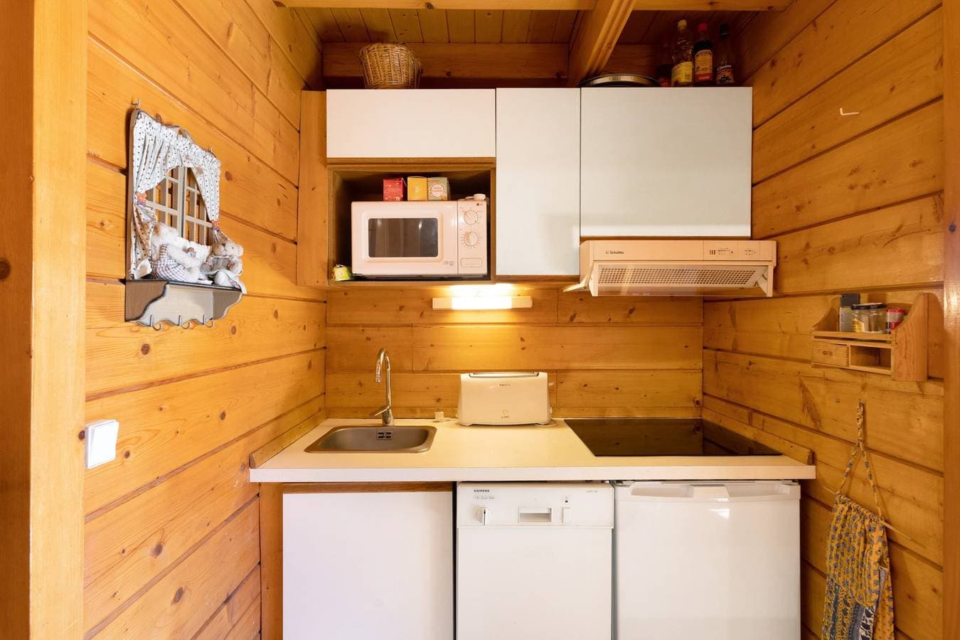 Foto 7 von 23: Chalet "Maison De Bois Finlandaise" mit 2 privaten Terrassen und Balkon
