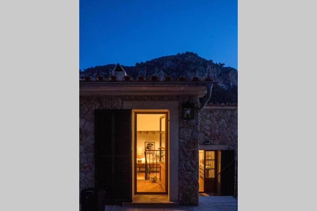 Foto 5 von 69: Three-Bedroom Chalet