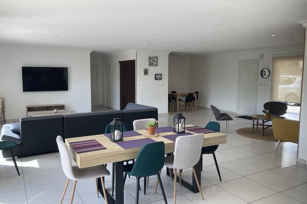 Villa with private spa near Rocamadour 1