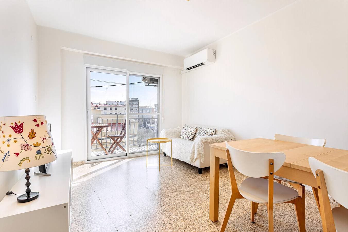 Foto 10 von 26: Ferienwohnung für 3 Personen mit Terrasse
