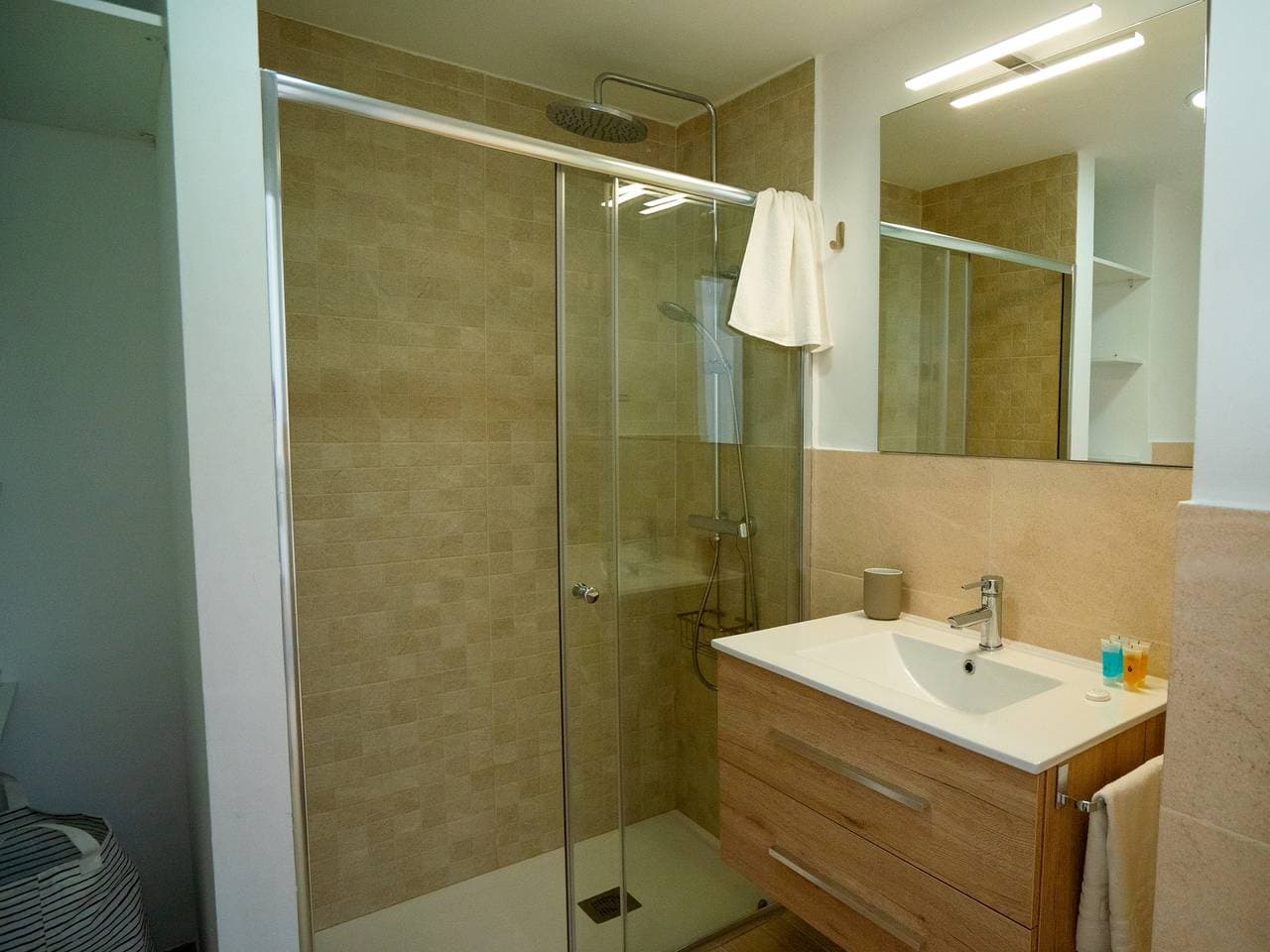 Foto 13 von 26: Studio für 4 Personen mit Pool