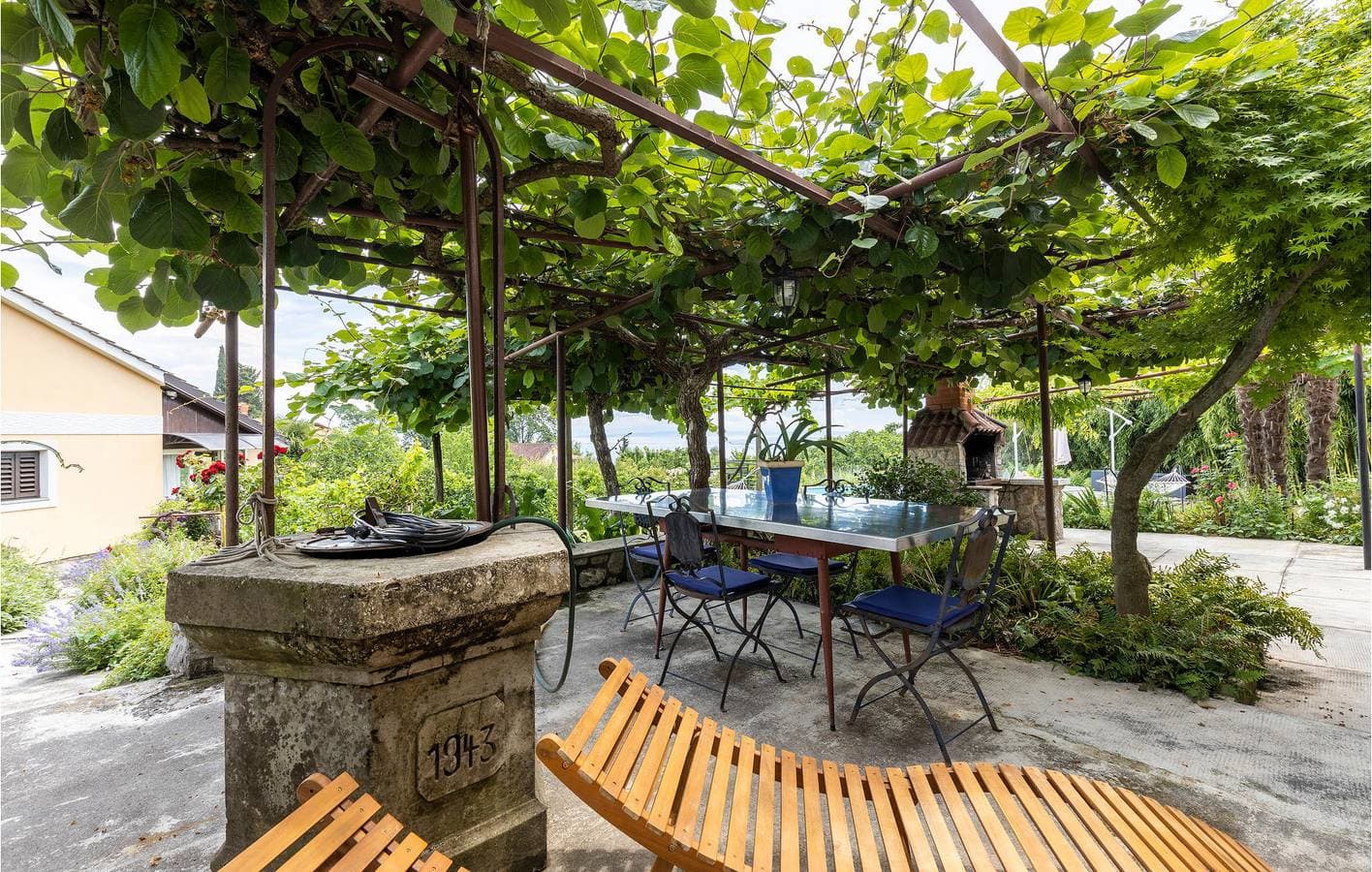 Foto 13 von 28: Gemütliche Ferienwohnung mit Terrasse, WLAN und 2 km entferntem Strandzugang