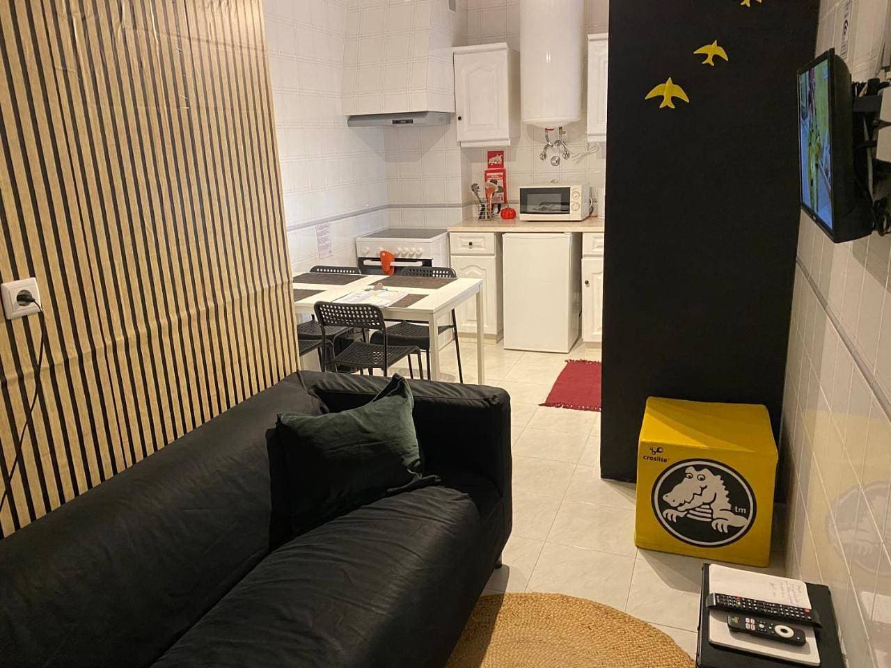 Foto 9 von 52: Two-Bedroom Apartment