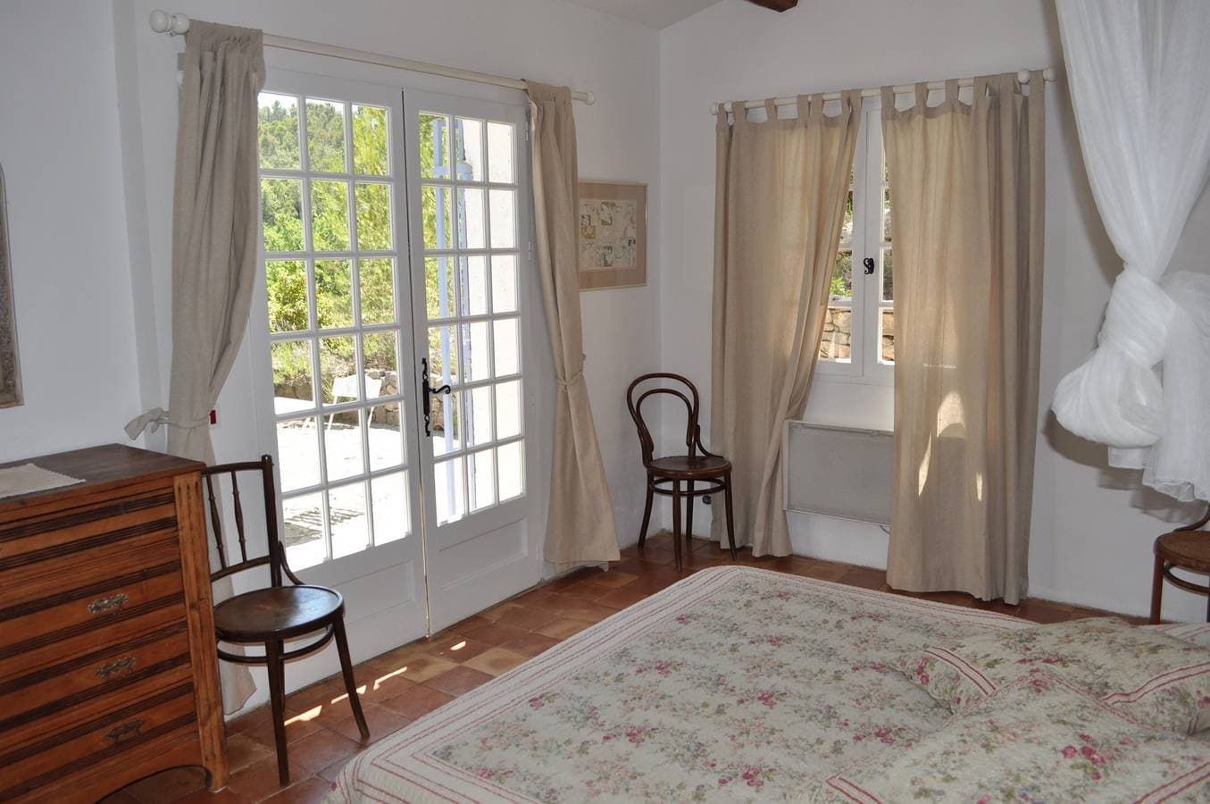 Foto 13 von 49: Les 2 Palmiers : 6 à 10 vacances détente en Provence