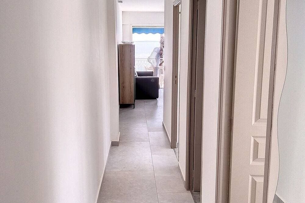 Foto 11 von 13: Résidence de la mer-Apartment-Ensuite mit Bad-Meerblick
