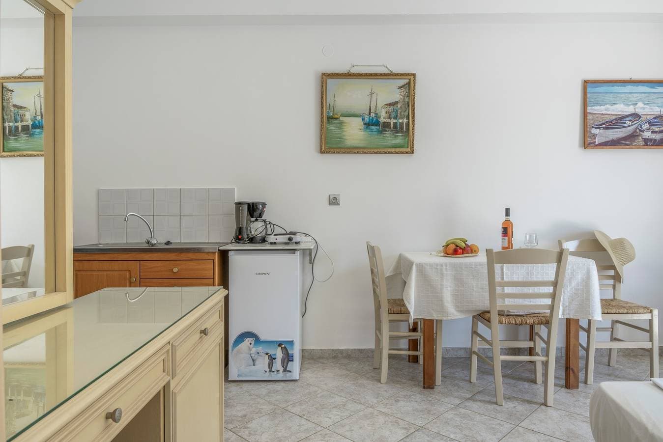 Foto 12 von 33: Katerinas Studio '2' mit Meerblick und privatem Balkon
