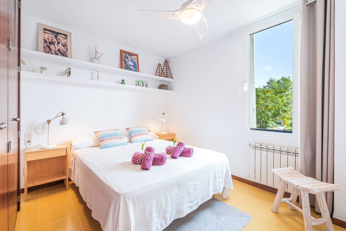Foto 12 von 20: „Apartamento Mirella“ mit Pool, Balkon und WLAN