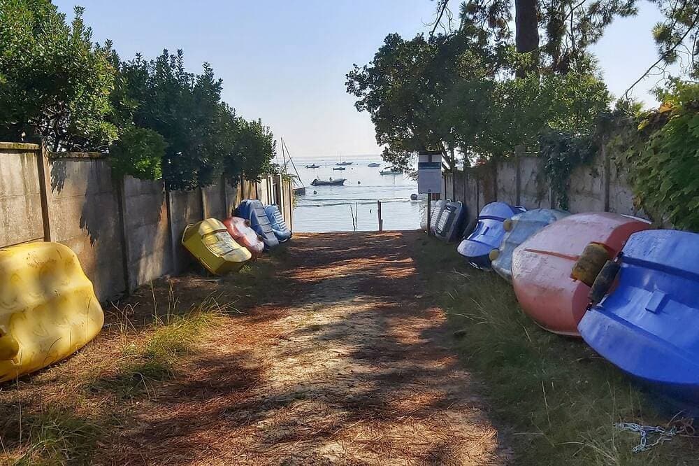 Foto 11 von 15: Appartement T2 de 42m2 Avec Balcon à 150m de la Plage Côté Bassin