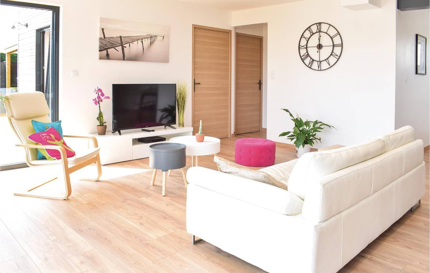 Foto 5 von 31: Paradies am Pool: Strand 2,5 km, Parkplatz, TV, Internet