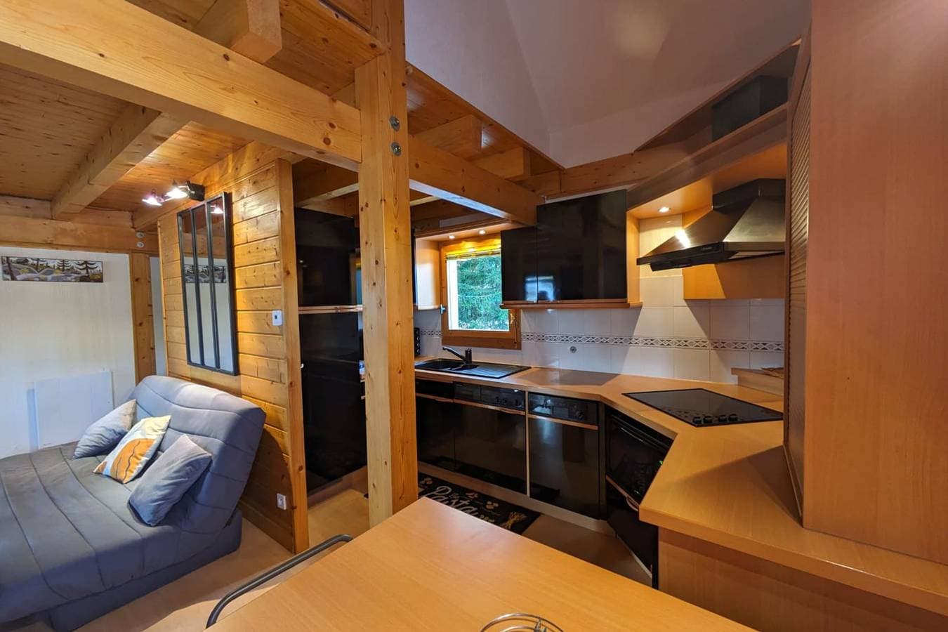 Foto 10 von 30: Chalet für 6 Personen mit Terrasse