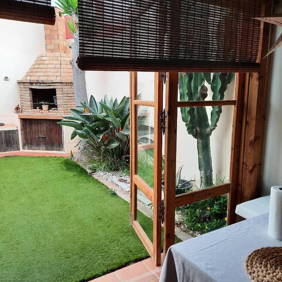 Foto 4 von 43: Three-Bedroom House