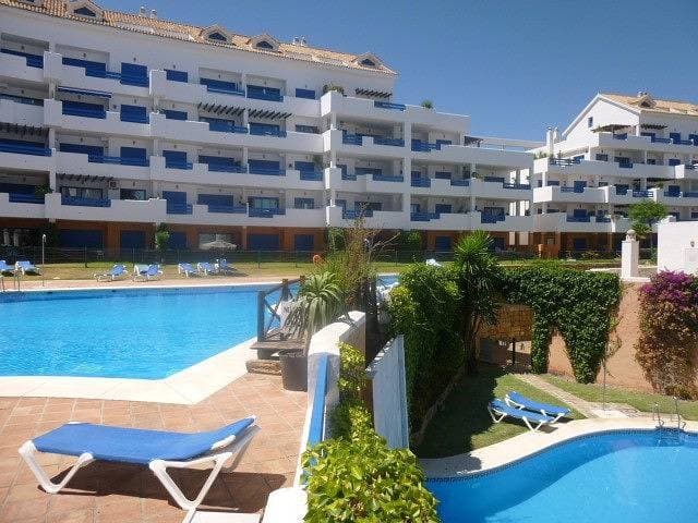 Foto 2 von 27: Duquesa Suites 2099 Sunrise