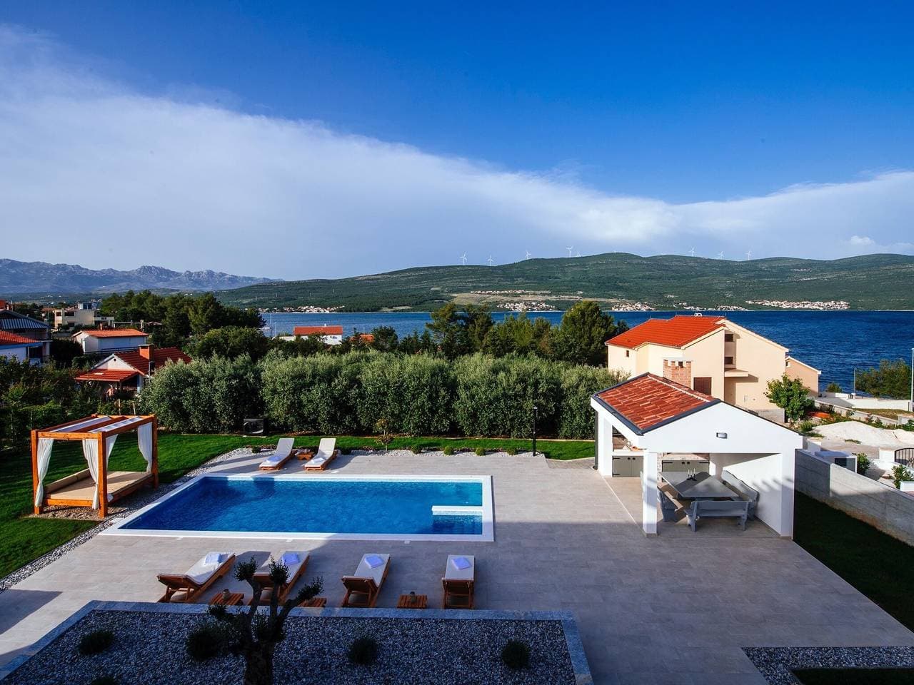 Foto 6 von 40: Villa in Pridraga mit Pool am Meer