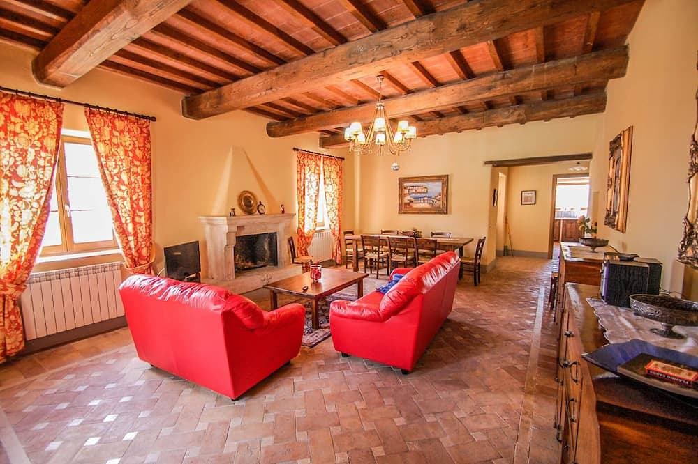 Foto 9 von 30: Detached villa with private pool and great panoramic views!!