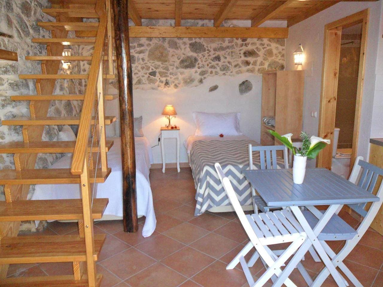 Foto 8 von 16: Studio with Garden View