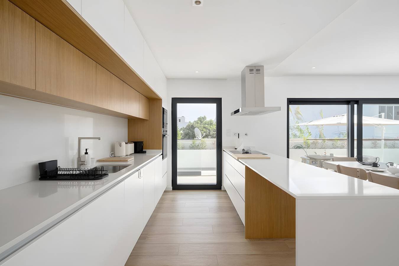 Foto 5 von 30: Geräumige 2-Zimmer-Wohnung mit luxuriöser Terrasse, 2 Minuten zum Strand